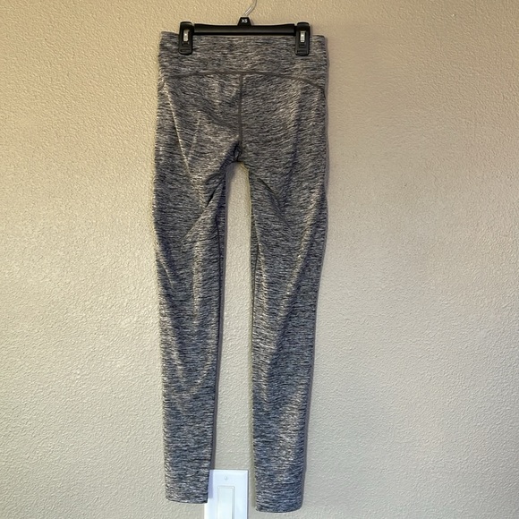 Reebok ankle length leggings, size small - Picture 4 of 7